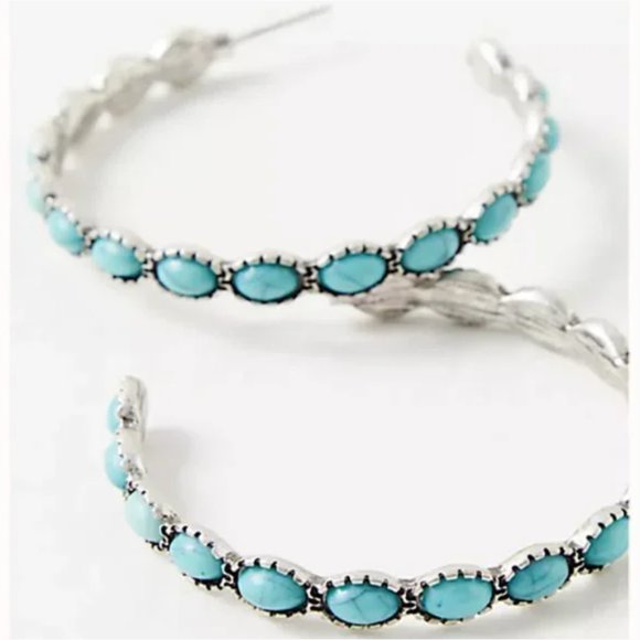 NEW ~ Free People Turquoise Stone Silver Hoop Earrings - Picture 1 of 5